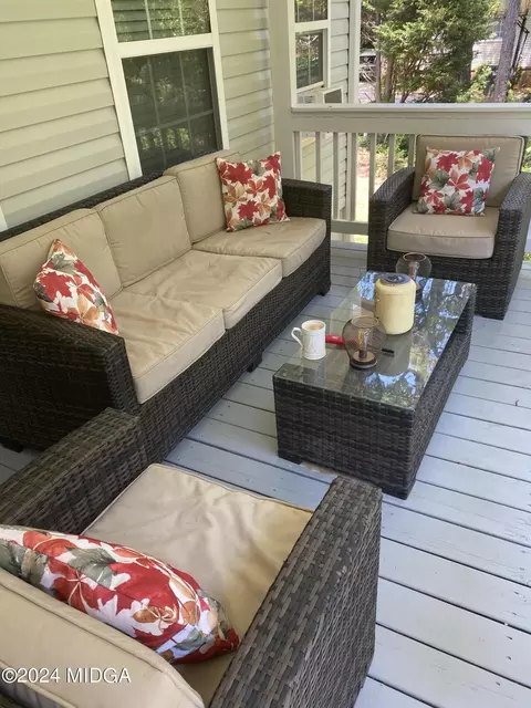 Exterior - 152 Henry Dr, Gray, GA 31032 photo 8 of 13