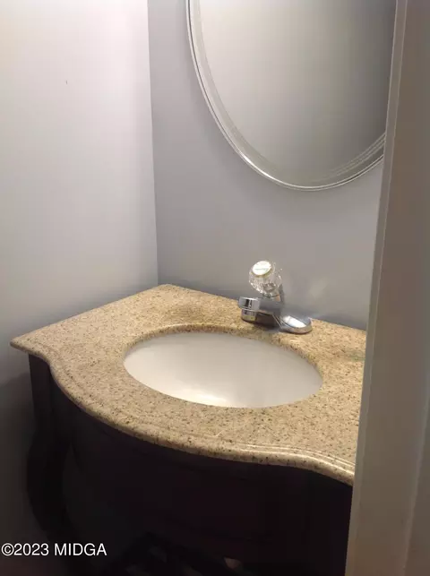Bath - 152 Henry Dr, Gray, GA 31032 photo 1 of 16
