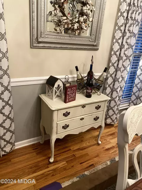 Dining - 152 Henry Dr, Gray, GA 31032 photo 3 of 5
