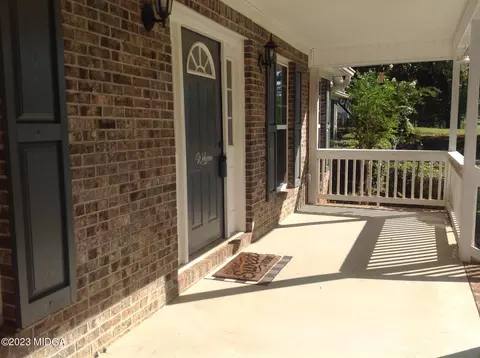 Exterior - 152 Henry Dr, Gray, GA 31032 photo 5 of 13