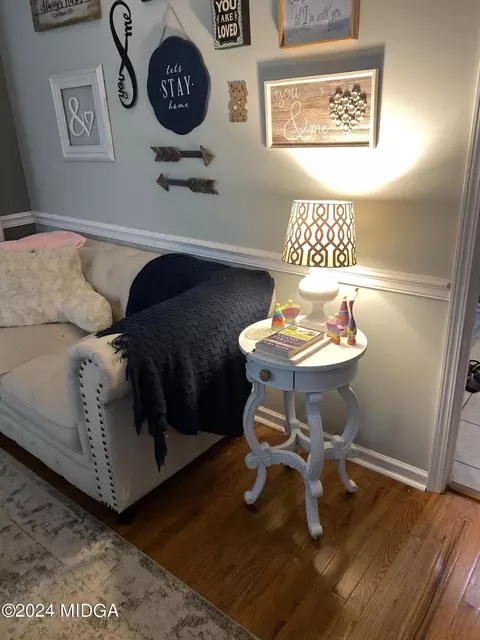Living - 152 Henry Dr, Gray, GA 31032 photo 3 of 3