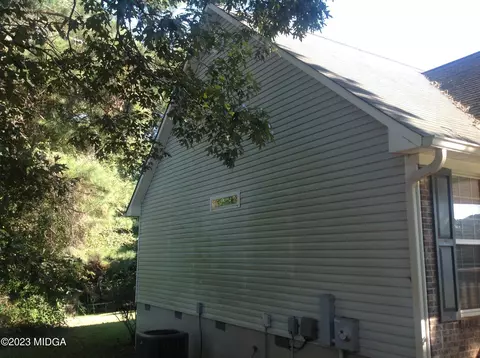 Exterior - 152 Henry Dr, Gray, GA 31032 photo 6 of 13