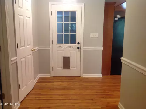 Entry Way - 152 Henry Dr, Gray, GA 31032 photo 5 of 9