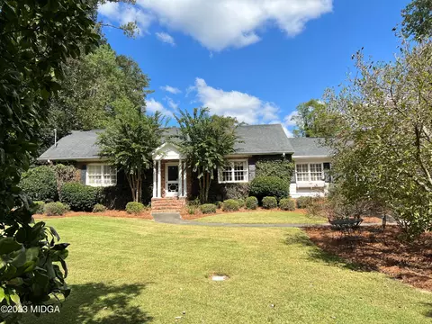 4965 Wesleyan Woods Dr, Macon, GA 31210