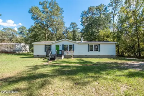 324 N Baker Rd, Macon, GA 31211