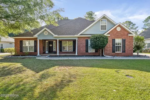 307 Yorktown Dr, Perry, GA 31069