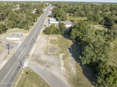 611 Martin Luther King Jr Dr, Fort Valley, GA 31030