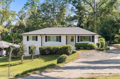 545 Forest Hill Rd, Macon, GA 31210
