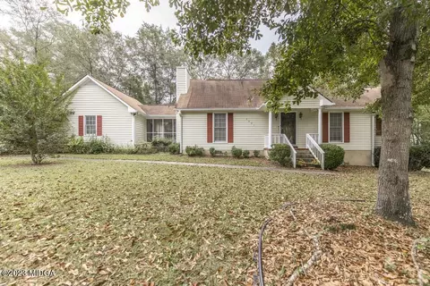 3661 Confederate Dr, Macon, GA 31211