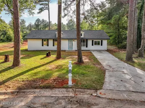 268 Christopher Cir, Fort Valley, GA 31030