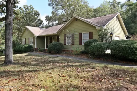 5740 Huddersfield Rd, Macon, GA 31210