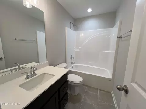 301 E River Cane, Perry, GA 31069 photo 24