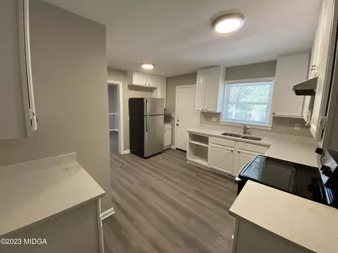 136 Sunset Dr, Warner Robins, GA 31088 photo 5