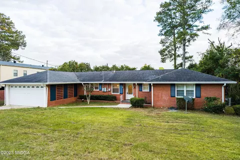 861 Lee Rd, Macon, GA 31204