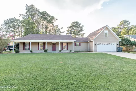 105 Marteil Ct, Warner Robins, GA 31088