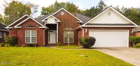 305 Wilmington Dr, Warner Robins, GA 31088