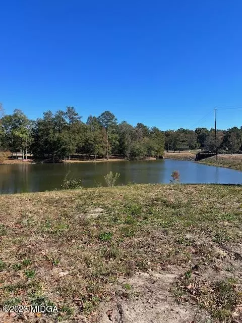 7279 Moseley Dixon Rd, Macon, GA 31220