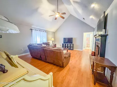 165 Howard Ct, Gray, GA 31032 photo 10