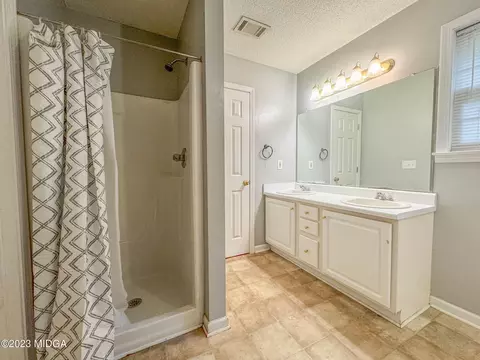 165 Howard Ct, Gray, GA 31032 photo 16