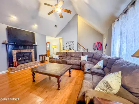 165 Howard Ct, Gray, GA 31032 photo 9