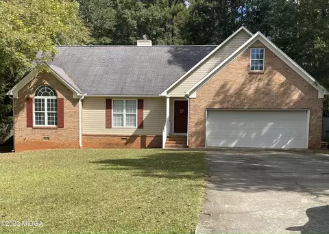 165 Howard Ct, Gray, GA 31032