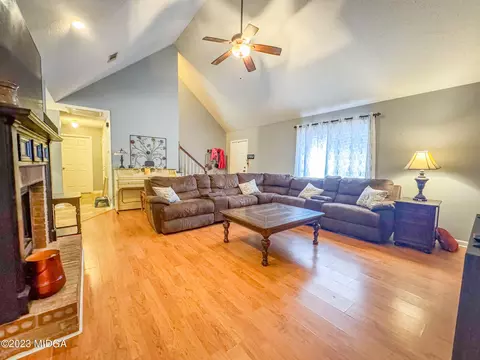 165 Howard Ct, Gray, GA 31032 photo 7