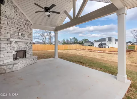 Exterior - 106 Lady Ln, Warner Robins, GA 31088 photo 8 of 16