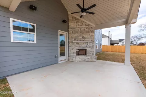 Exterior - 106 Lady Ln, Warner Robins, GA 31088 photo 9 of 16