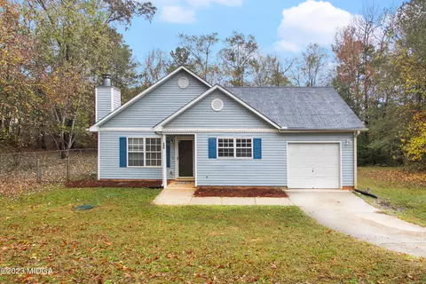 100 Sydney Woods Dr, Forsyth, GA 31029