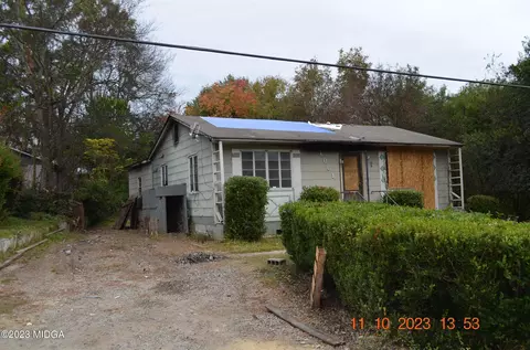 1061 Brisbane St, Macon, GA 31206