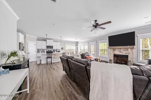 208 Carters Way, Forsyth, GA 31029 photo 3