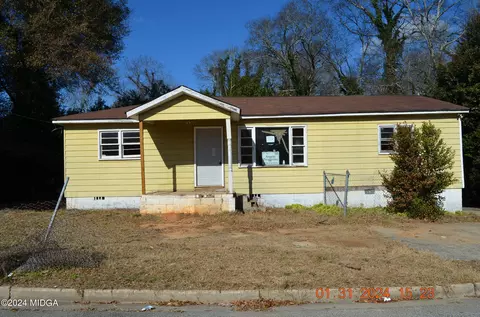 1118 Cowan St, Macon, GA 31217