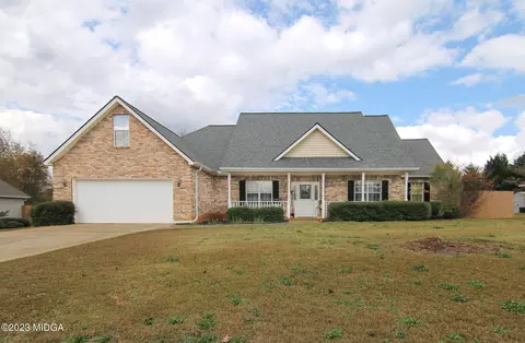 126 Holly Pointe, Warner Robins, GA 31088
