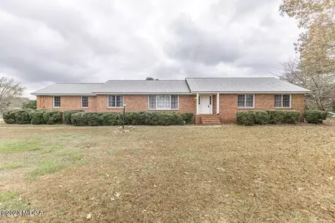 80 Blanche St, Monticello, GA 31064