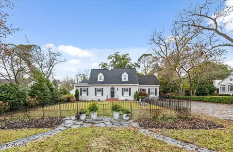 807 Evergreen St, Perry, GA 31069