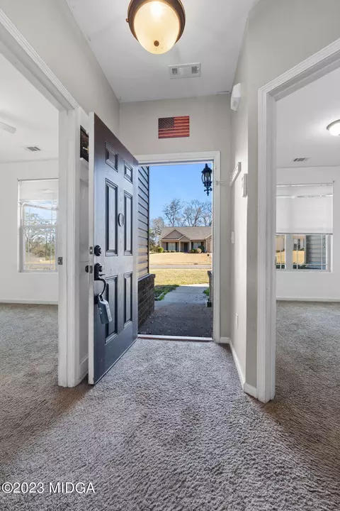 333 Cotton Dr, Jackson, GA 30233 photo 4
