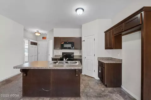 333 Cotton Dr, Jackson, GA 30233 photo 6
