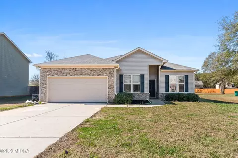 333 Cotton Dr, Jackson, GA 30233