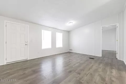 208 Colonial Dr, Byron, GA 31008 photo 9