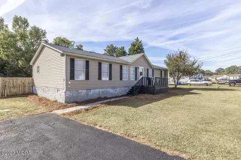 208 Colonial Dr, Byron, GA 31008 photo 6