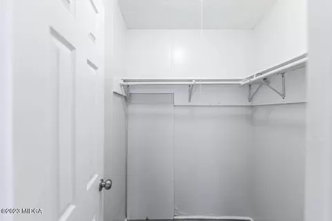 208 Colonial Dr, Byron, GA 31008 photo 33