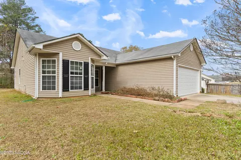 4598 Pine Valley Dr, Macon, GA 31210