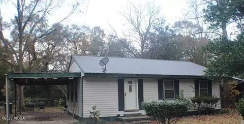 1328 Laura Ave, Warner Robins, GA 31088