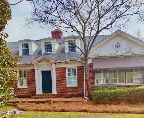285 Riverdale Dr, Macon, GA 31204