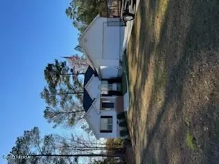 109 Meadow Wood Dr, Macon, GA 31206