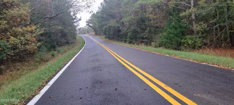 2721 Williamson Dr, Lizella, GA 31052