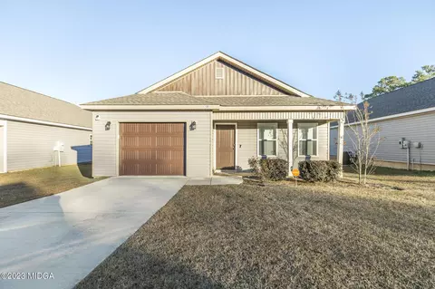 125 Jaybee Dr, Warner Robins, GA 31088