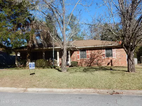 2285 Arrowwood Dr, Macon, GA 31206