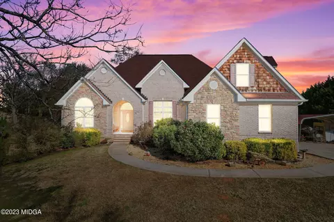 15 Toscanno Dr, Covington, GA 30014