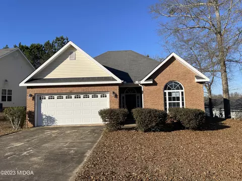 105 Shiloh Ct, Macon, GA 31206